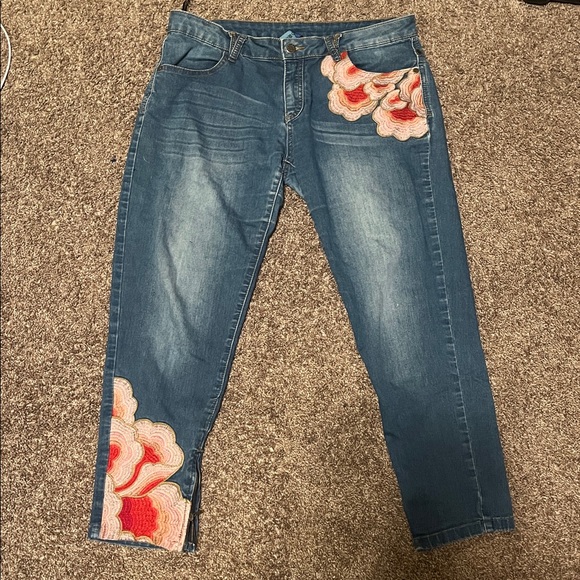 Vintage Liebo Embroidered floral Jeans with zipper bottoms - size 30 - Picture 11 of 12